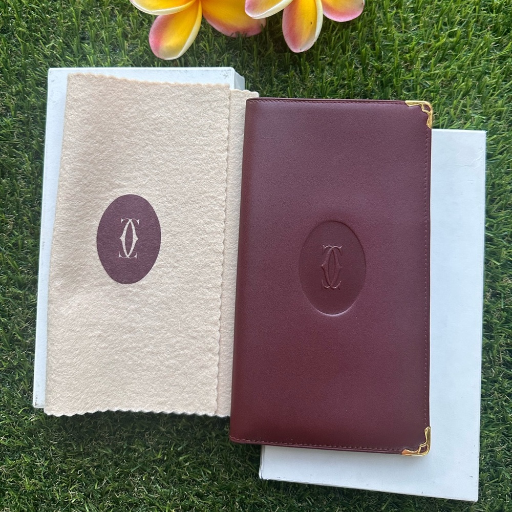 Cartier long bifold wallet